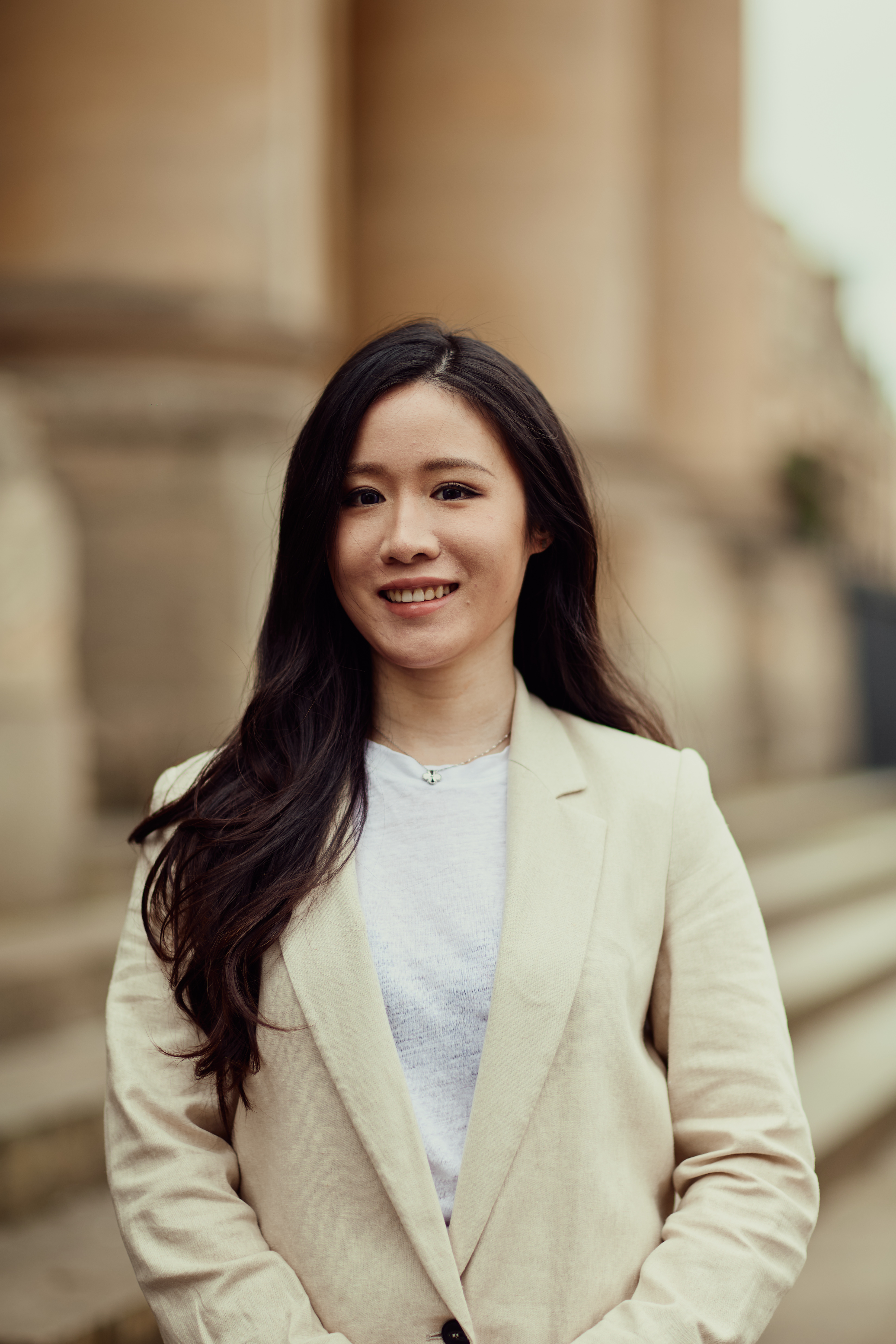 Yuxin Xia